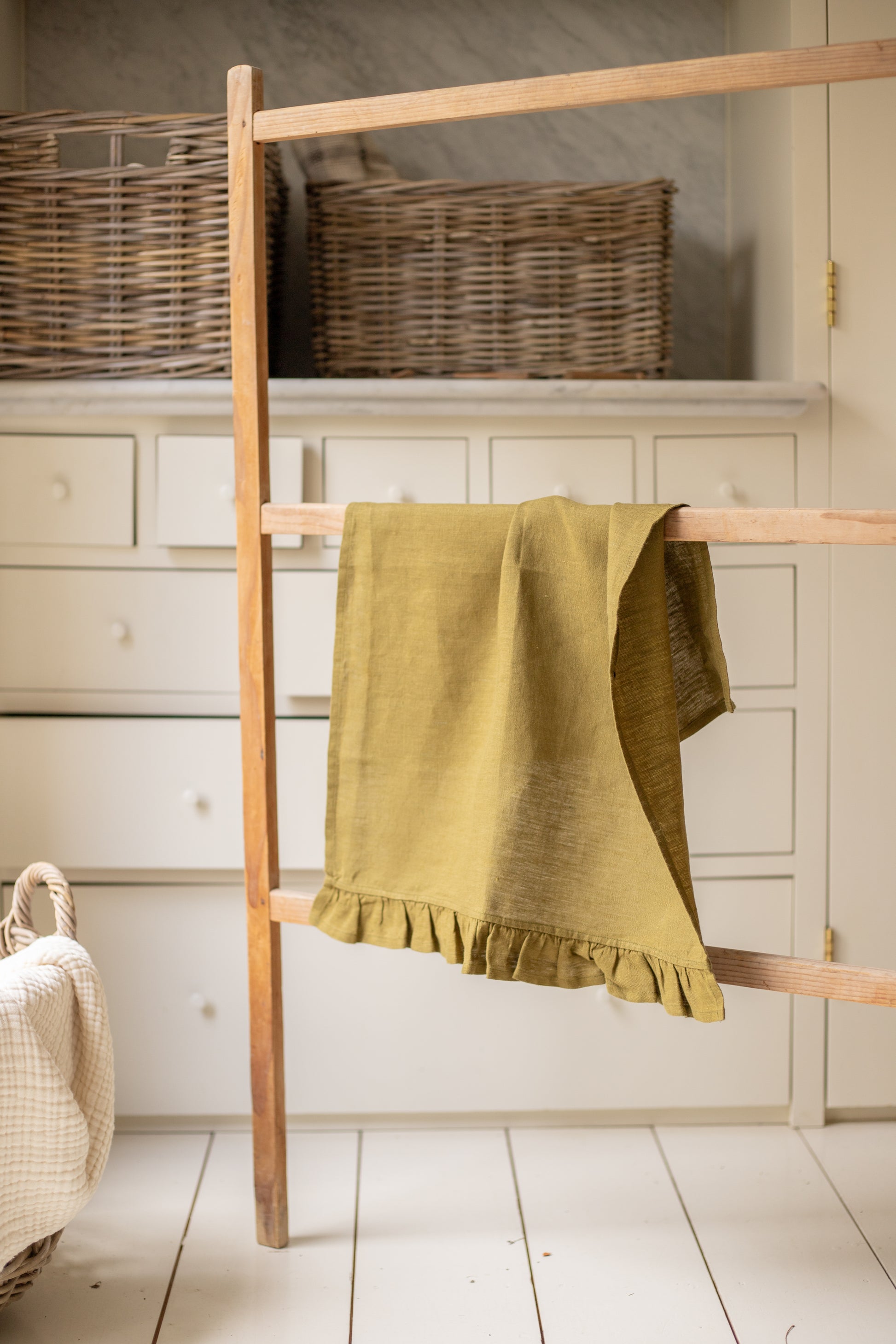 Ruffle Trim Linen Tea Towel